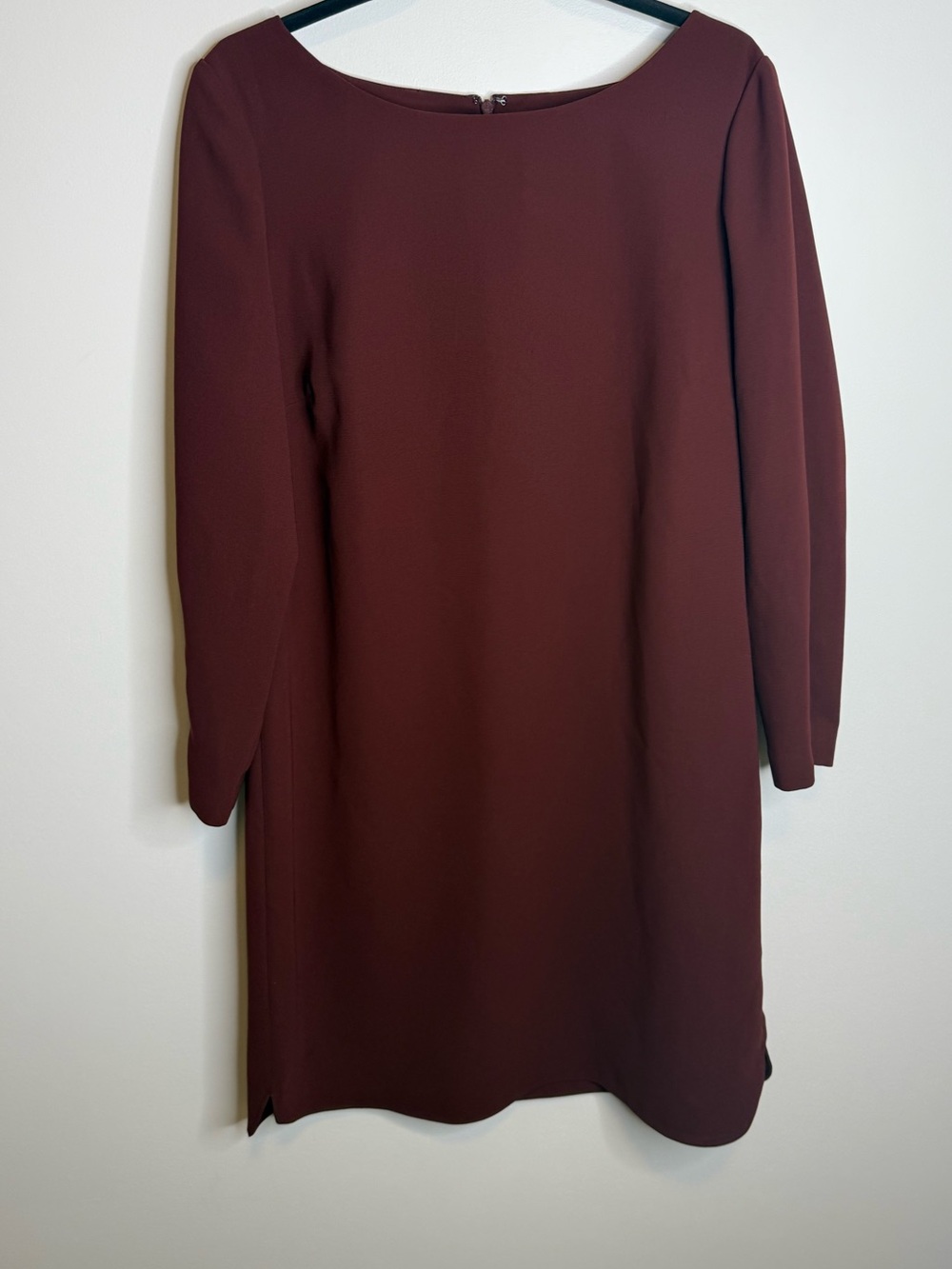 Banana Republic Long-Sleeve Shift Dress in Wine size 14